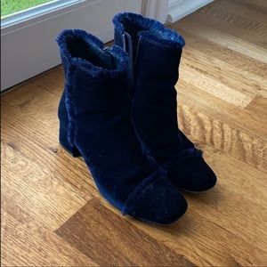 Blue velvet boots